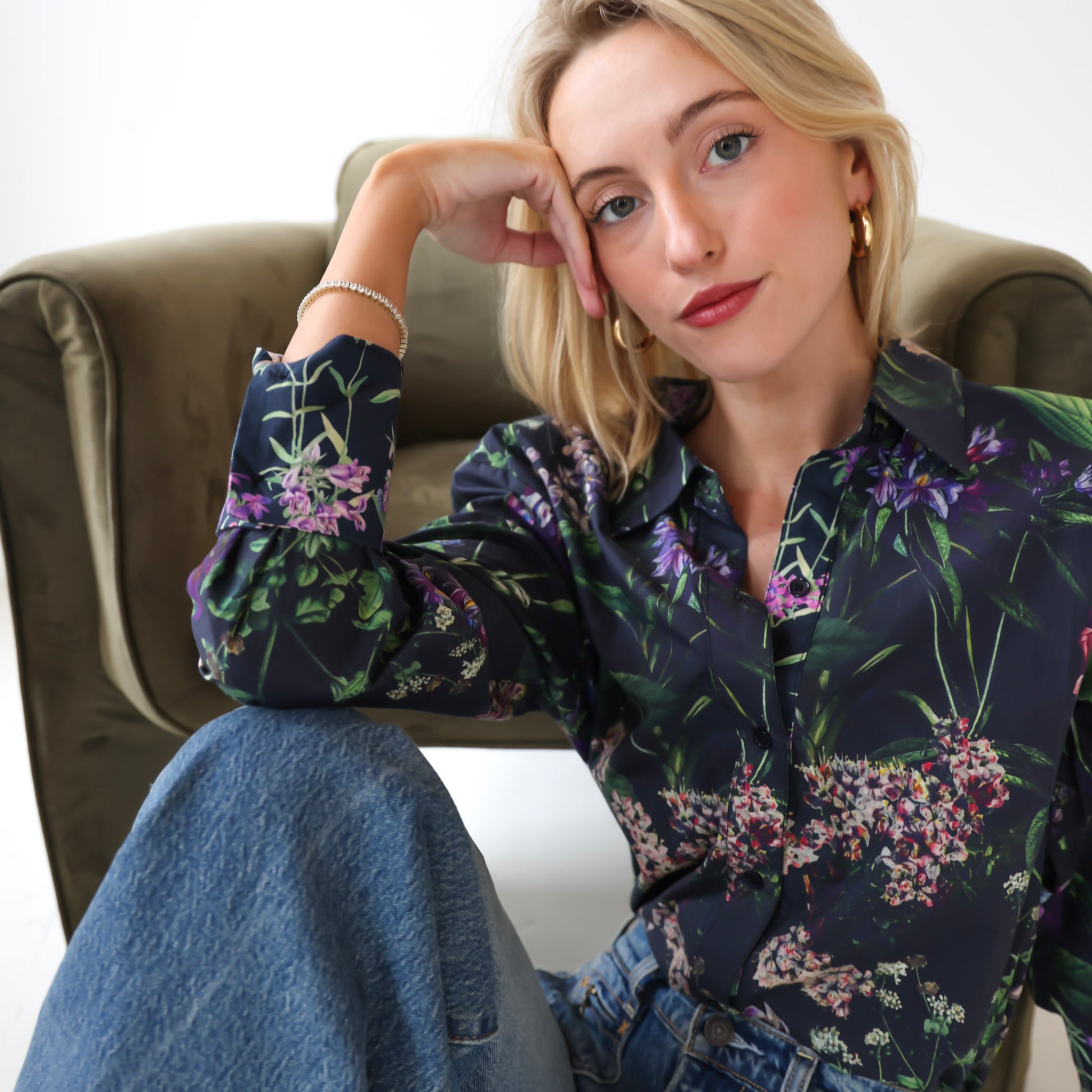 dark floral button down with jeans